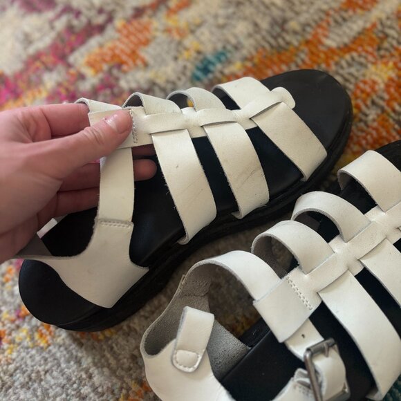 Steve Madden • white fisherman sandals - Picture 4 of 9